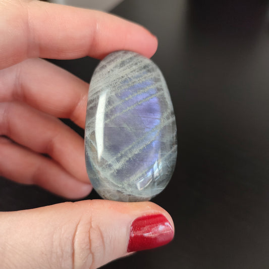 Rodado Labradorita purpura X