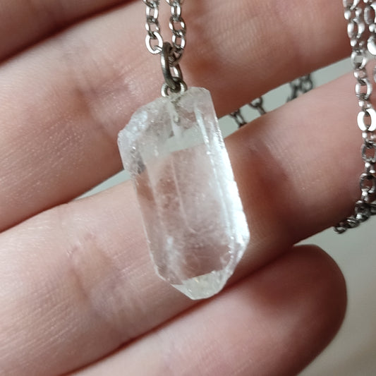Colgante punta de cuarzo 2