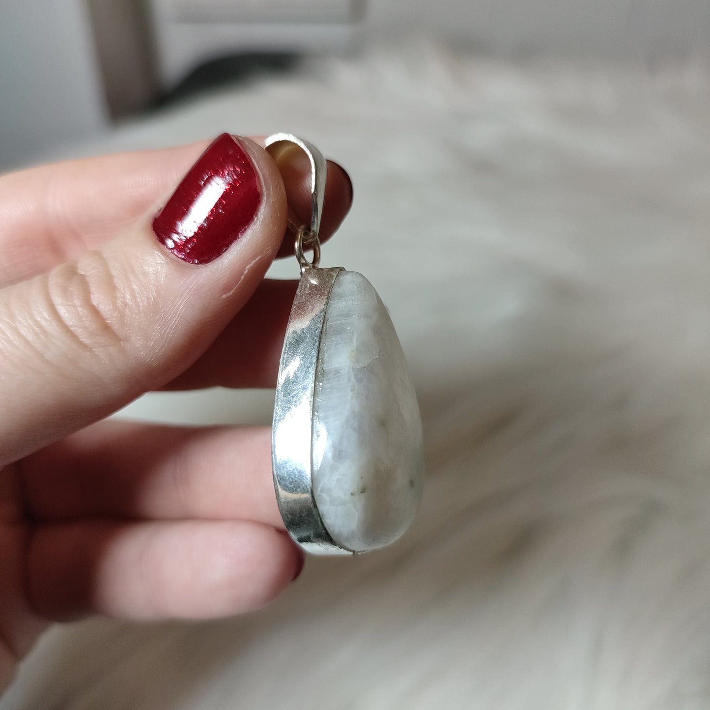 Colgante baño de plata con piedra luna G1