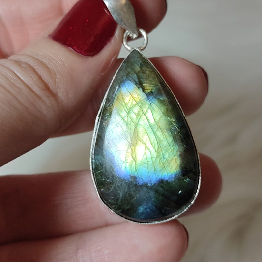 Colgante baño de plata con labradorita S1