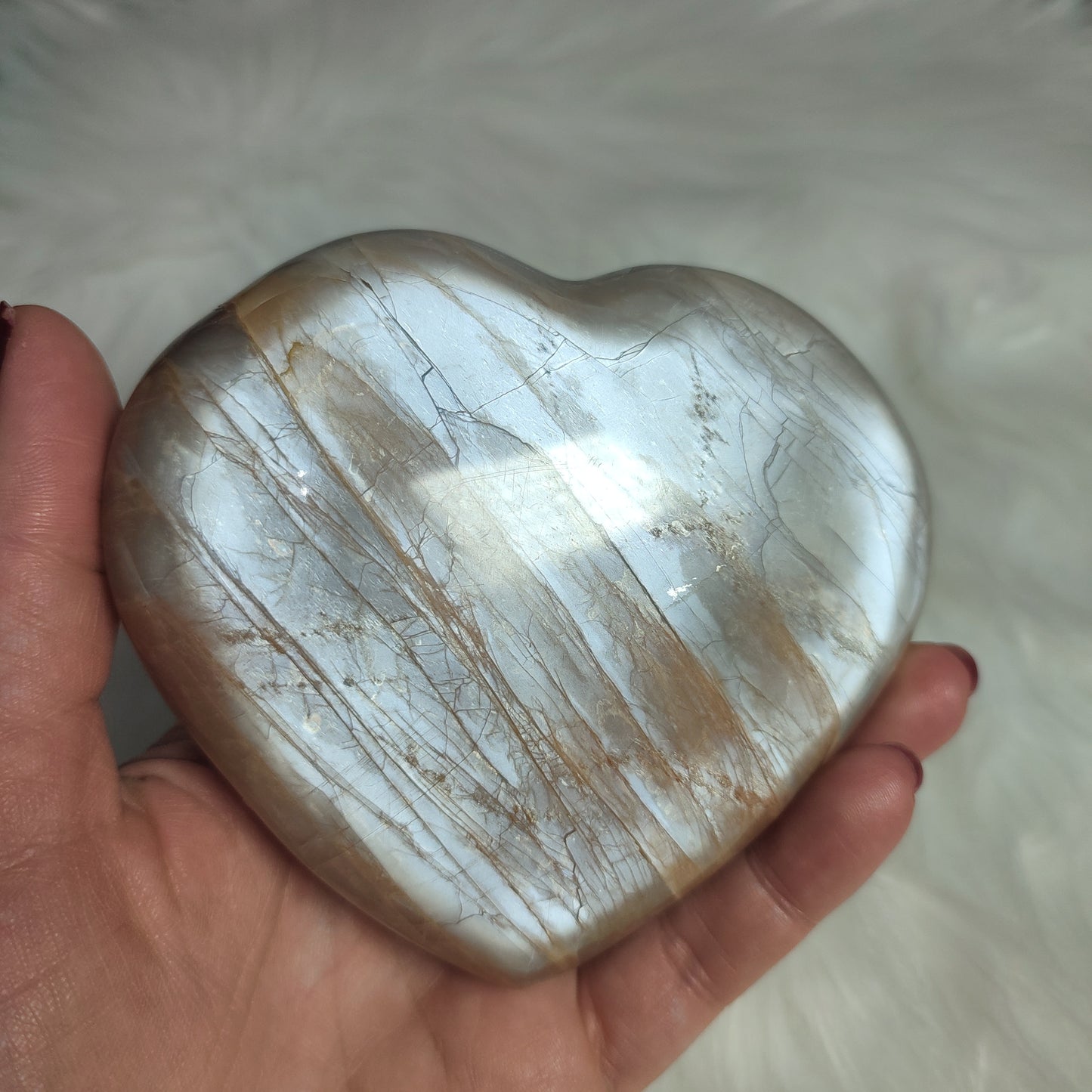 Gran Corazon tallado en piedra luna melocotón 557 gramos