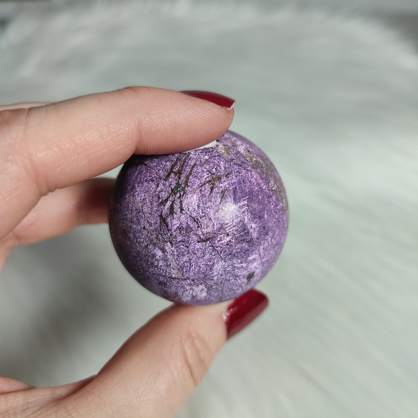 Esfera purpurita terciopelo 153 gramos