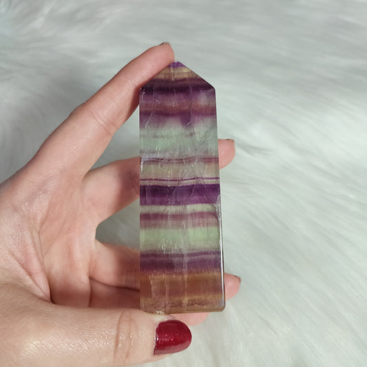 Punta flúorita multicolor 182 gramos