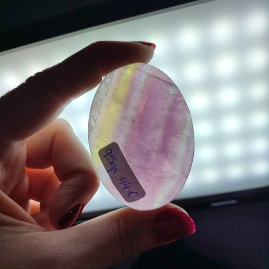 Rodado flúorita Candy 95 gramos