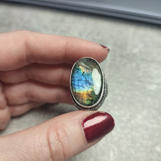 Anillo baño de plata labradorita flash