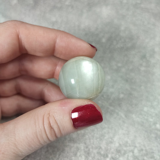 Esfera piedra luna verde silky