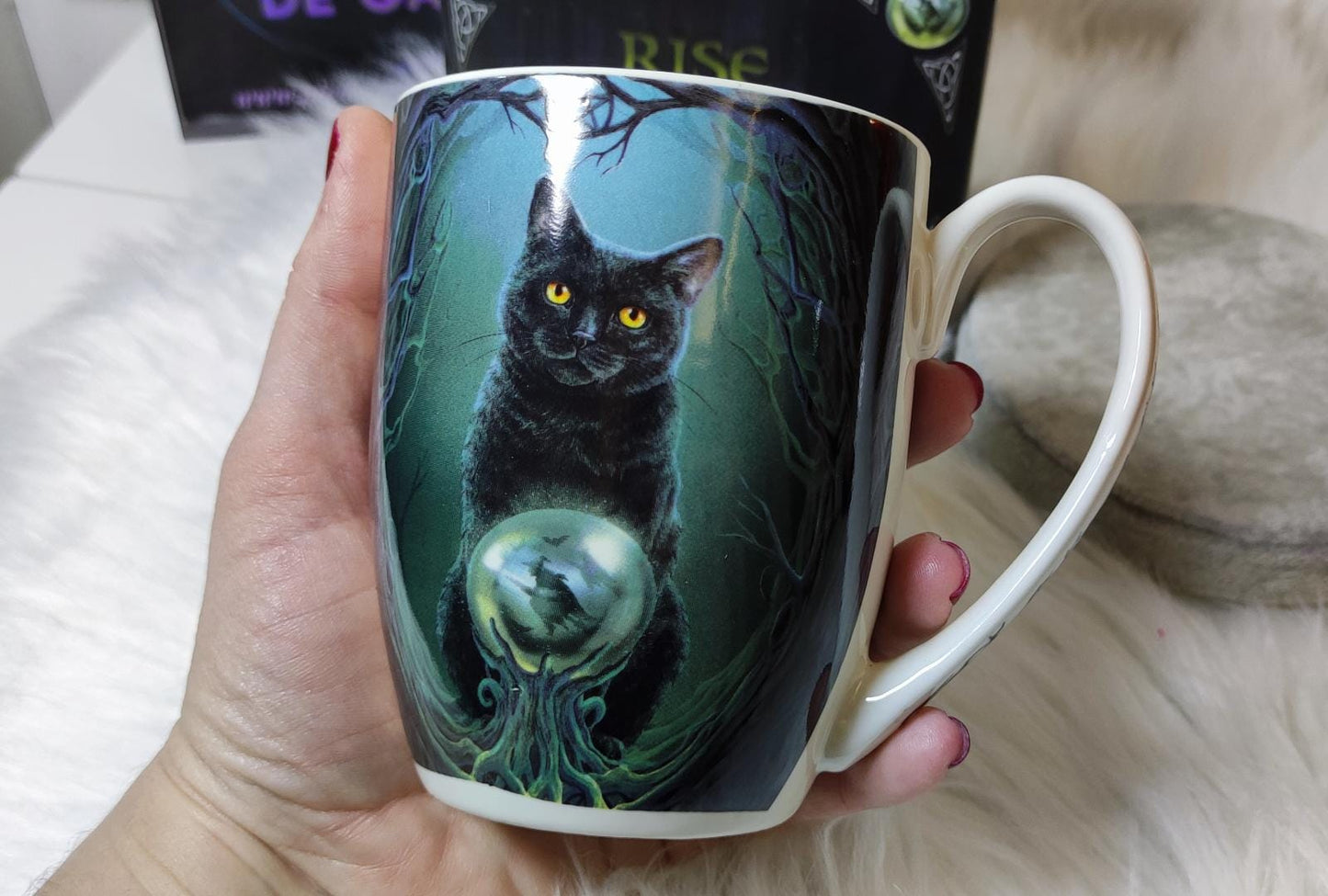 Taza - La Metamorfosis de la Bruja
