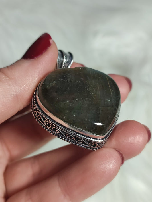 Colgante baño de plata con labradorita 💜 2