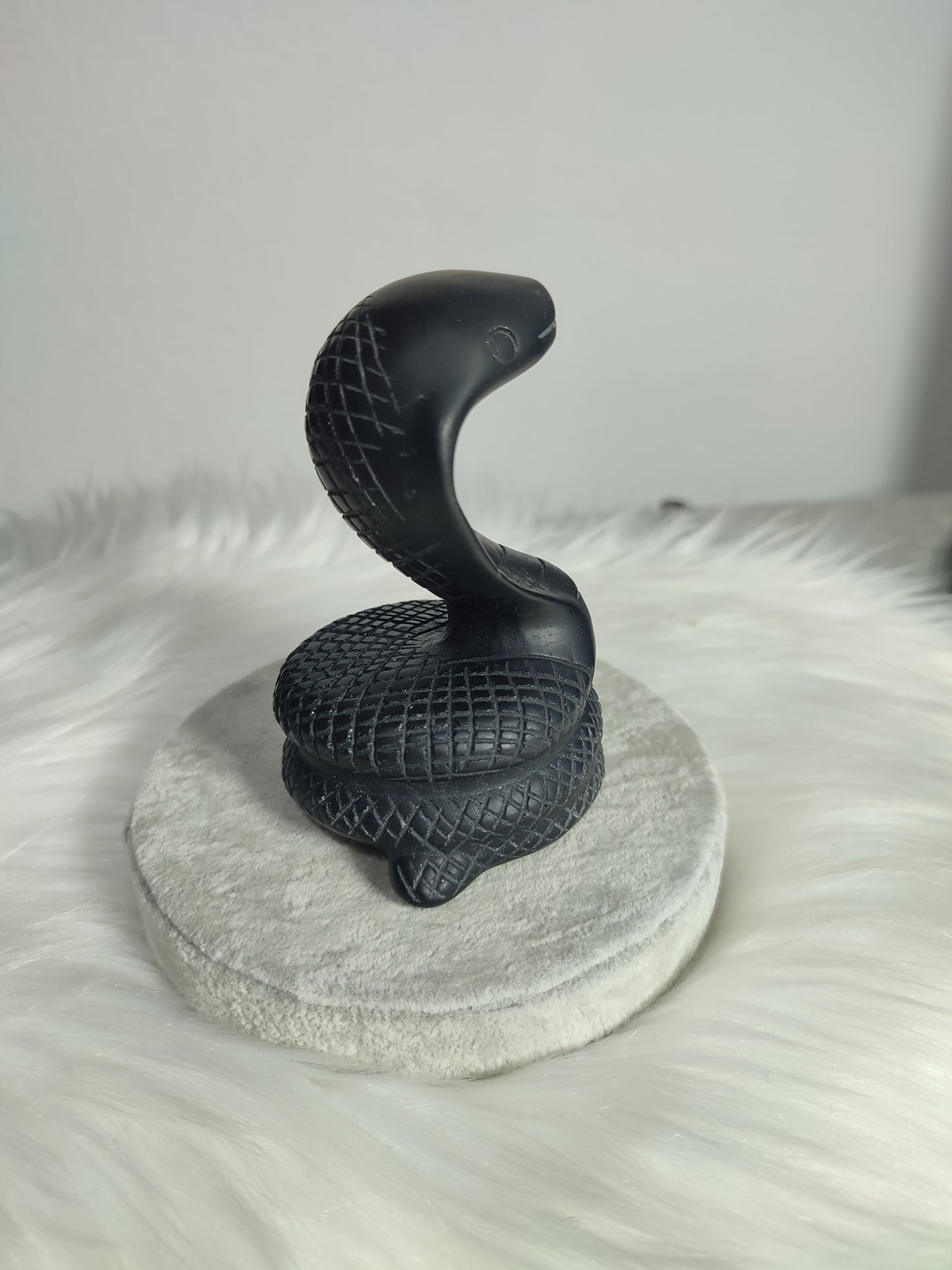 Cobra tallada en obsidiana negra 309 gramos