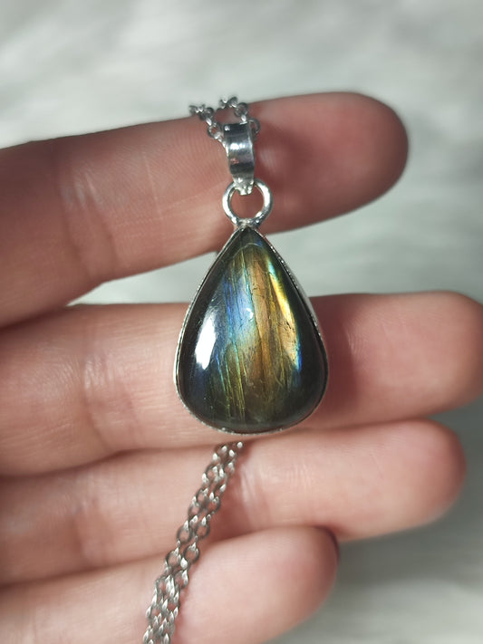 Collar labradorita baño de plata LAB14