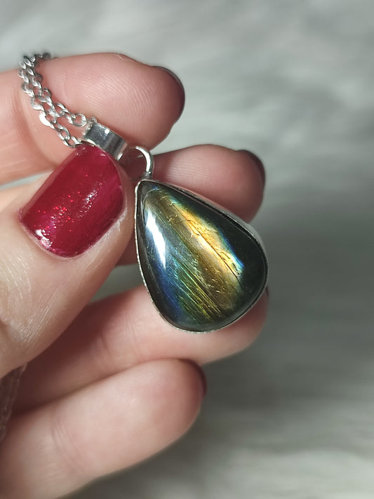 Collar labradorita baño de plata LAB14