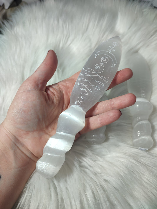 Athame - Daga de selenita ritual brujil 🔮