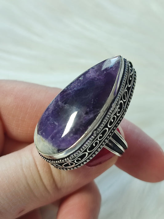 Anillo baño de plata amatista chevron