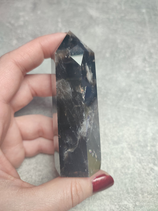 Punta cuarzo negro 151 gramos