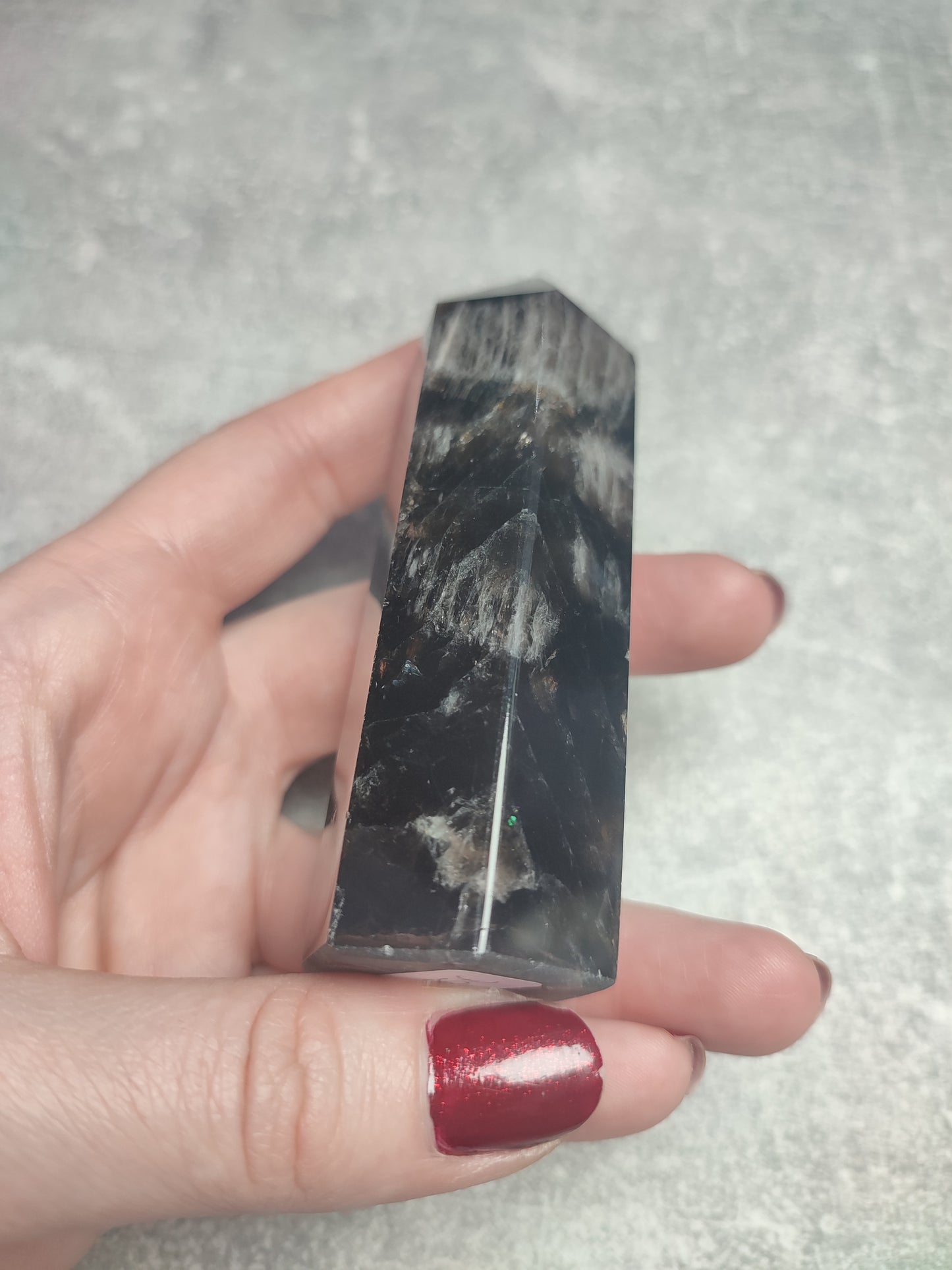 Punta cuarzo negro 151 gramos