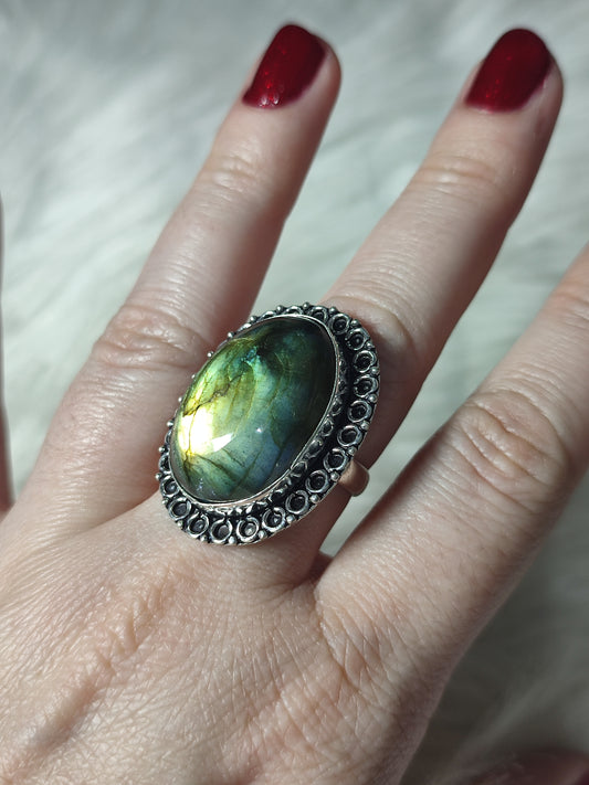 Anillo baño de plata con labradorita