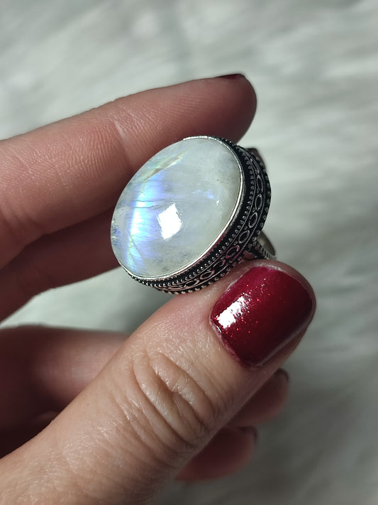 Anillo baño de plata con piedra luna
