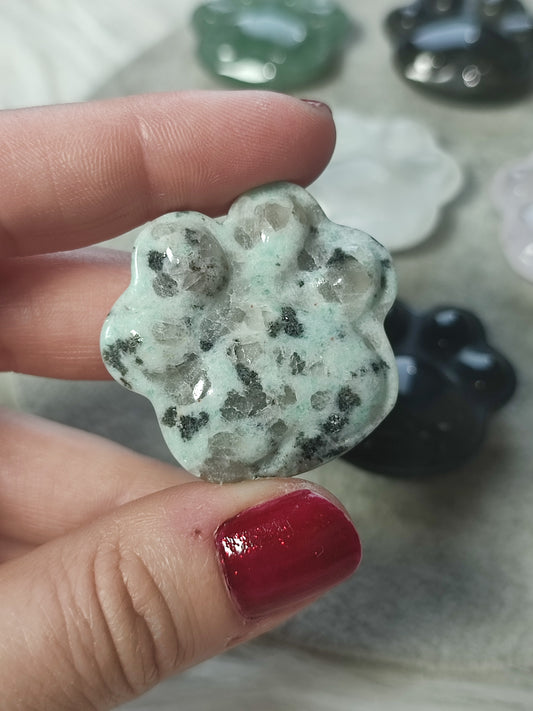 Huella Gato/Perro tallada en diferentes minerales