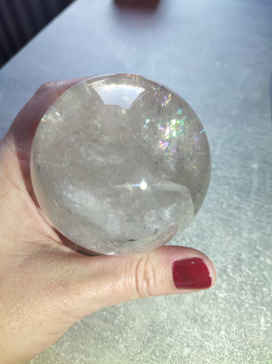 Gran Esfera cuarzo con inclusiones 557 gr