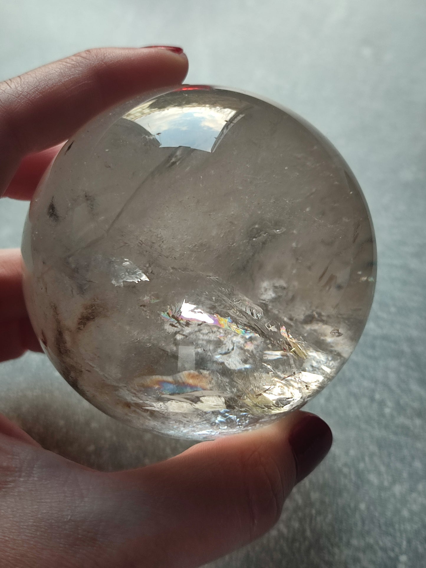 Gran Esfera cuarzo con inclusiones 557 gr