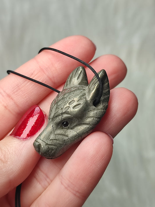 Colgante lobo - Kitsune en pirita