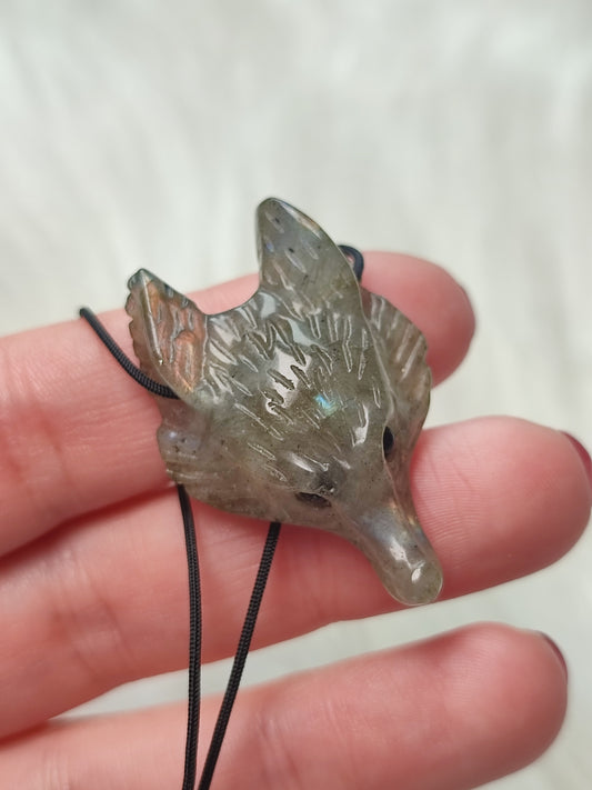 Colgante lobo - Kitsune en Labradorita