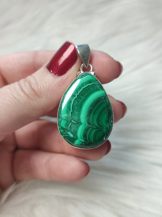 Colgante baño de plata con malaquita