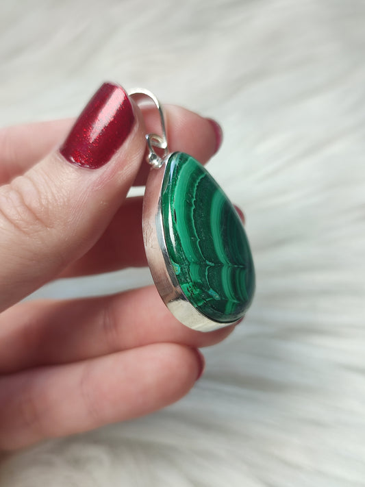 Colgante baño de plata con malaquita