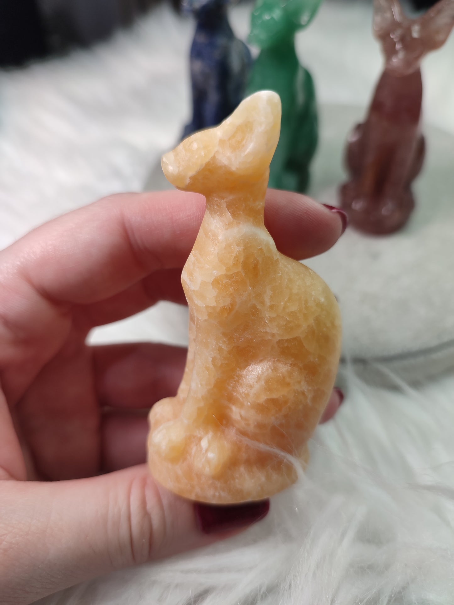 Sphynx tallado en amatista o sodalita - Bastet