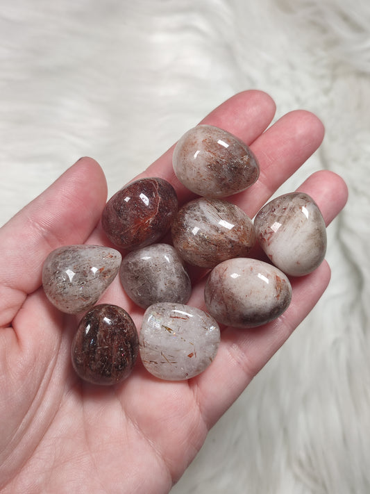 Canto rodado rutilo cobrizo