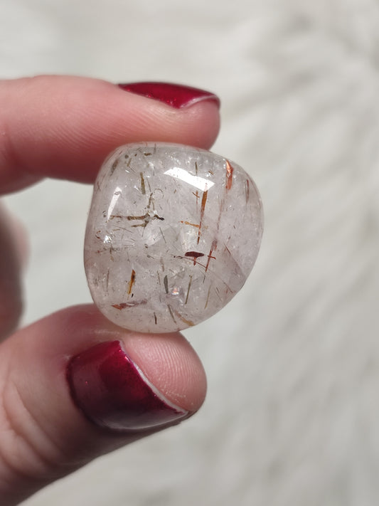 Canto rodado rutilo cobrizo