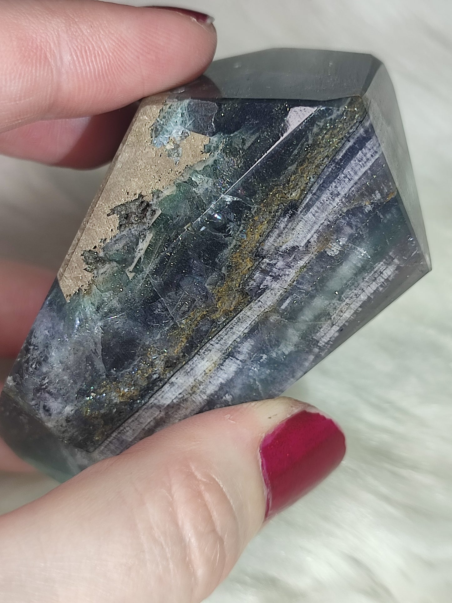 Freeform fluorita con pirita - video