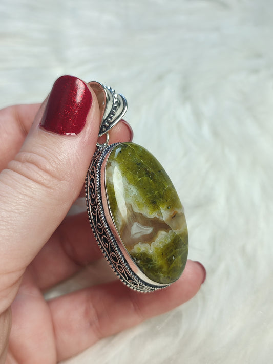 Colgante baño de plata con ópalo verde - N°4