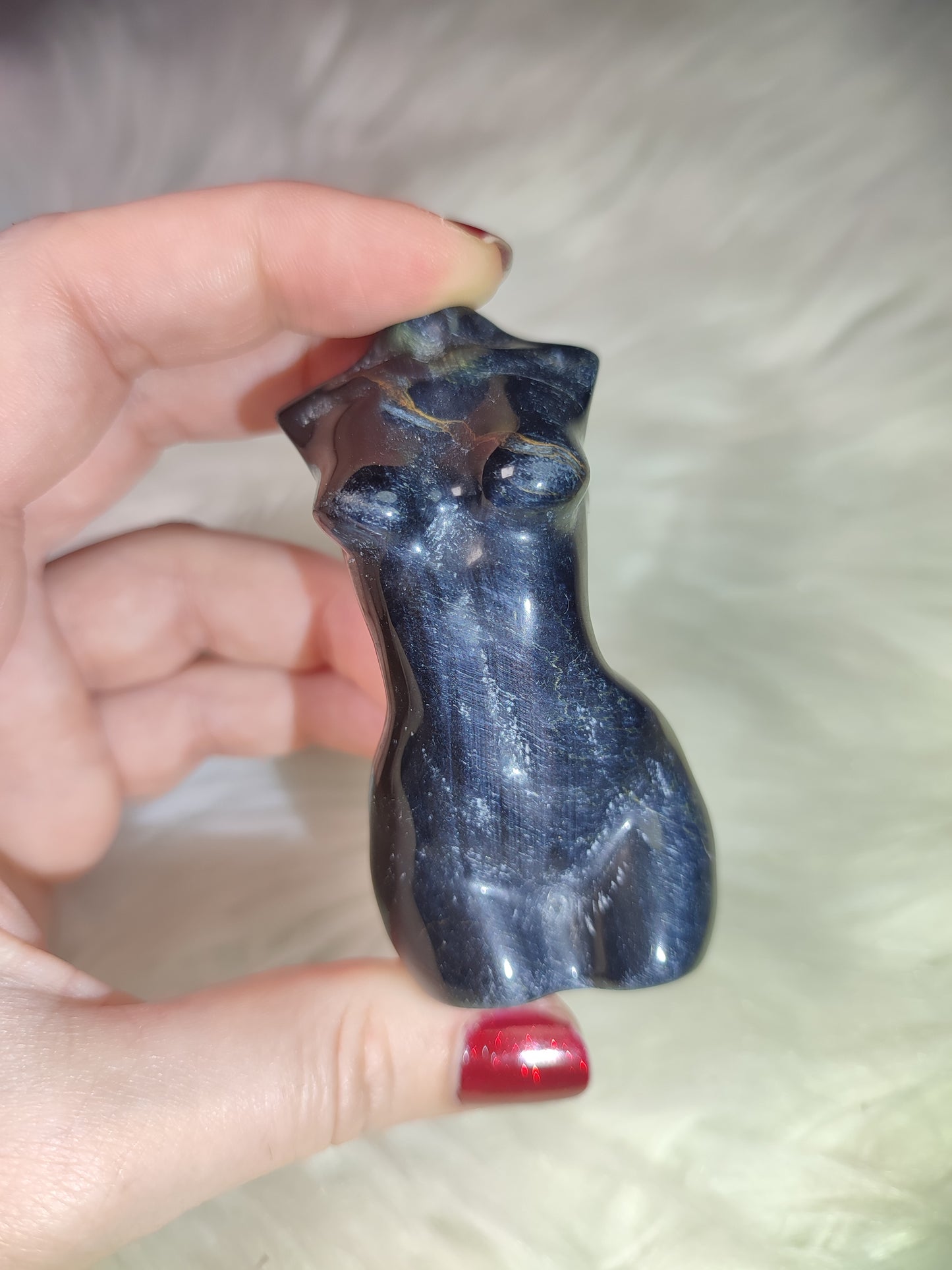 Busto ojo de halcón