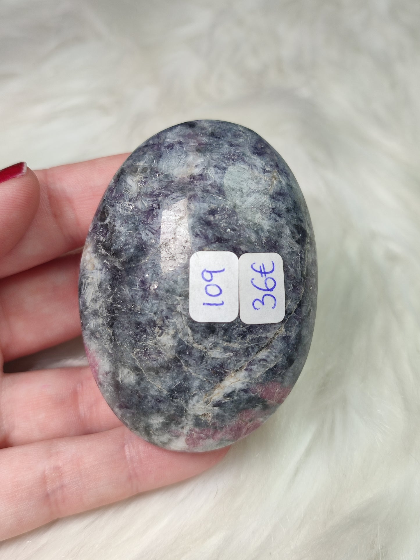Rodado piedra unicornio ( lepidolita, malino rosa y cuarzo ) n° 109