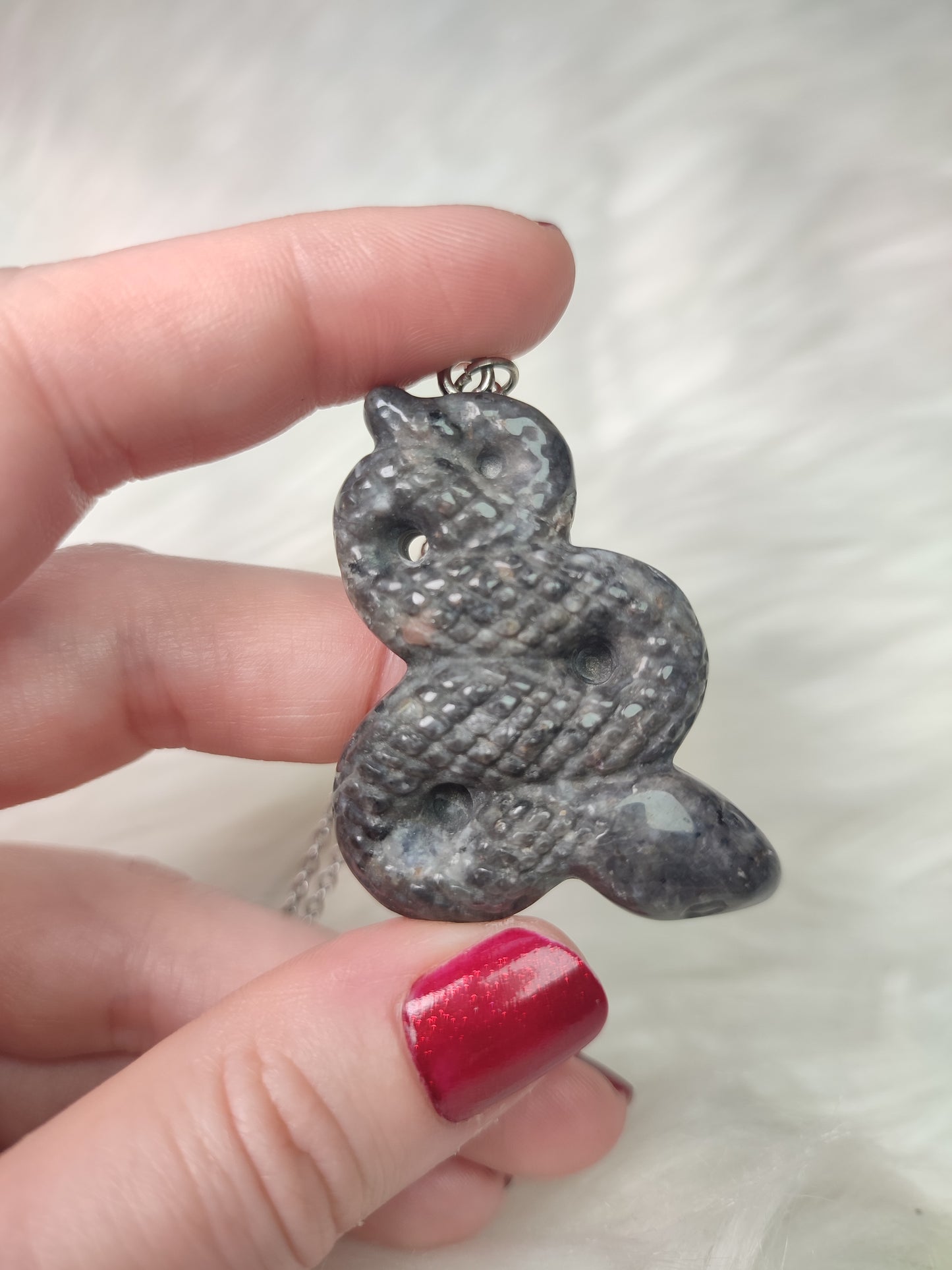 Colgante serpiente en acero con yooperlita n° 162