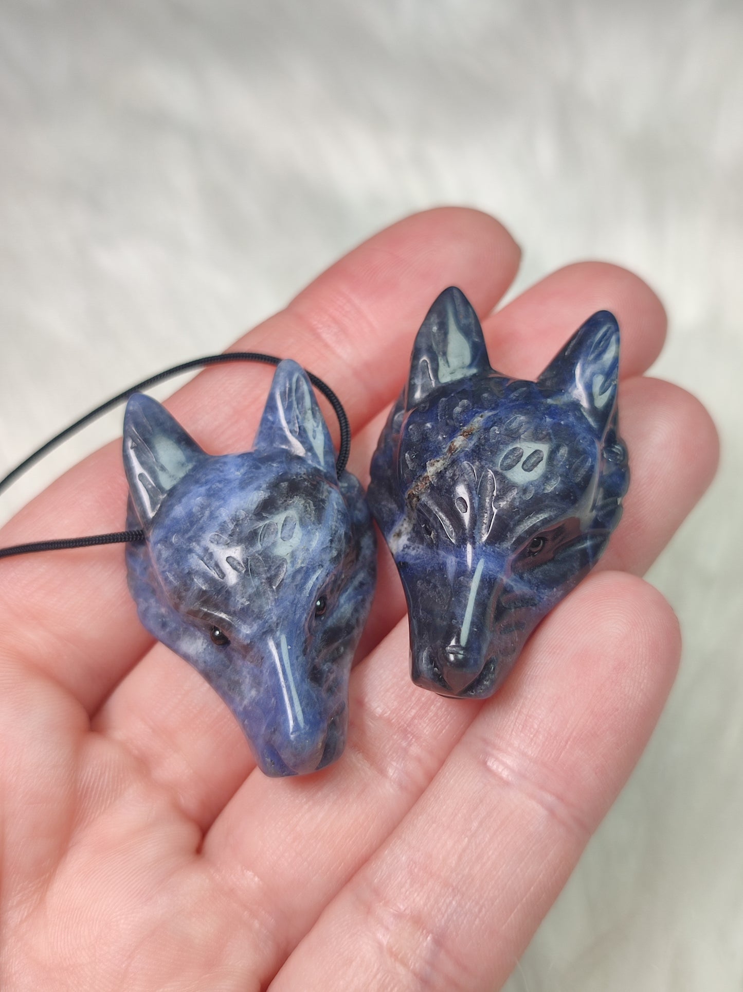 Colgante lobo - Kitsune en sodalita
