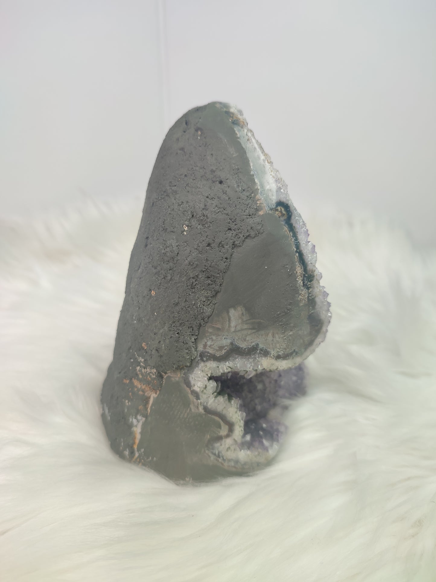 Capilla drusa amatista 1.599 gramos