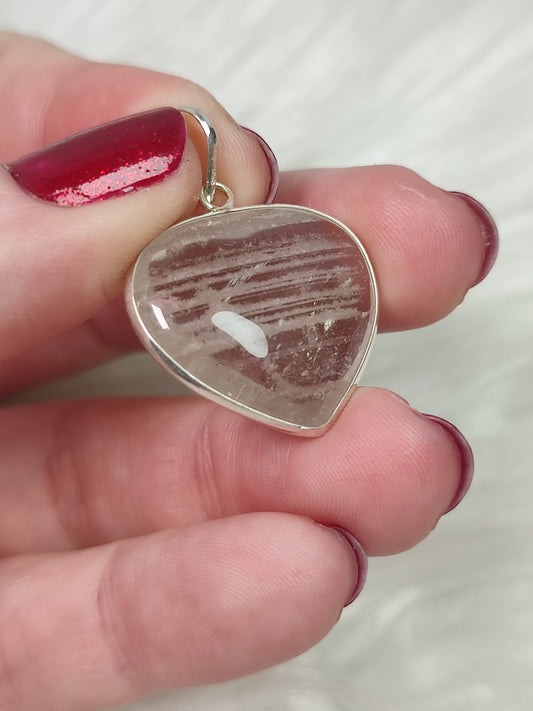 Colgante corazon plata 925 con cuarzo fantasma - 262