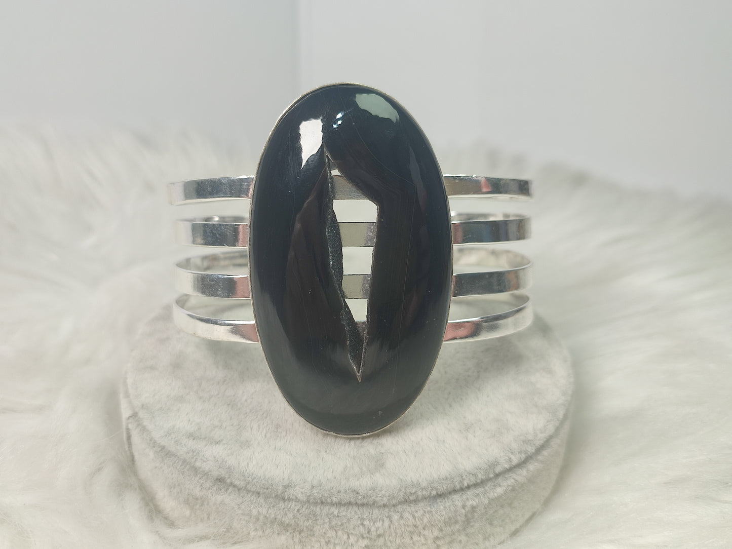 Maxi brazalete baño de plata con ágata negra