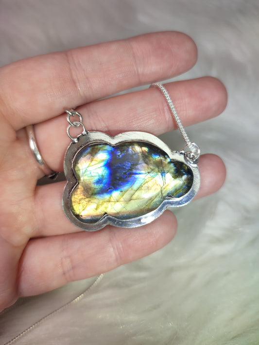 Colgante baño de plata con labradorita modelo nube - n° 5