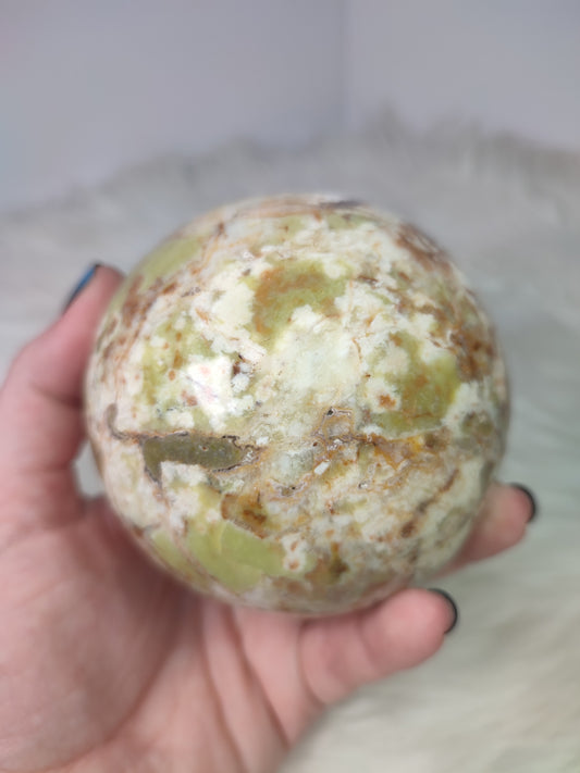 Esfera ópalo verde 767 gramos