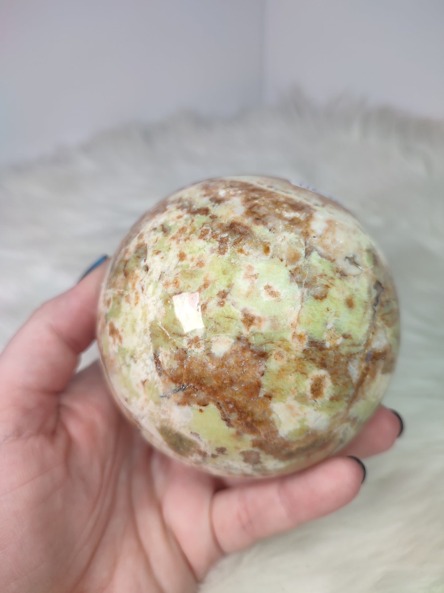 Esfera ópalo verde 767 gramos