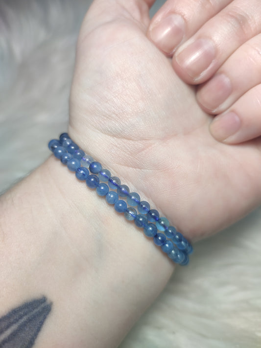 Pulsera elástica esferas de aguamarina extra 4 mm