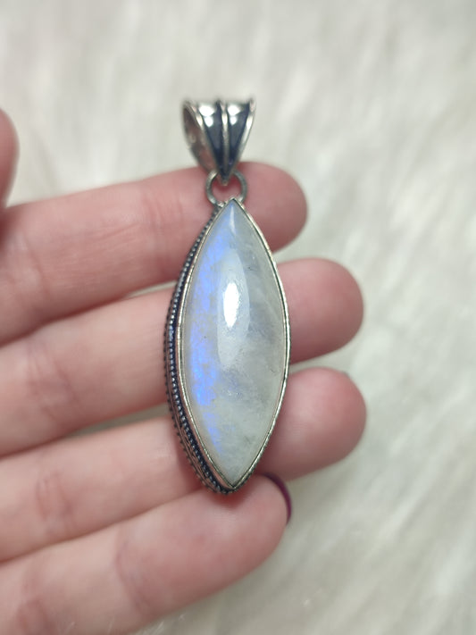 Colgante baño de plata con piedra luna 8