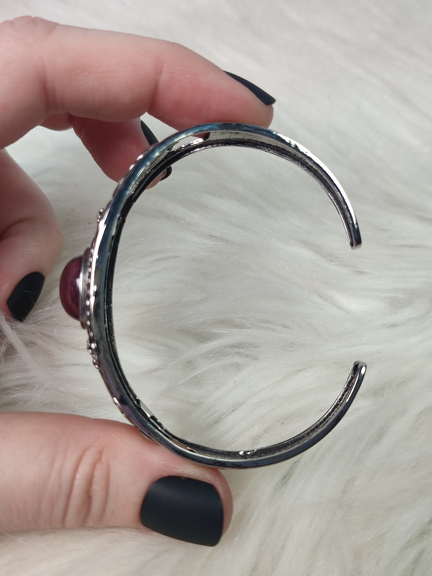 Brazalete ajustable con mica morada - n° 6