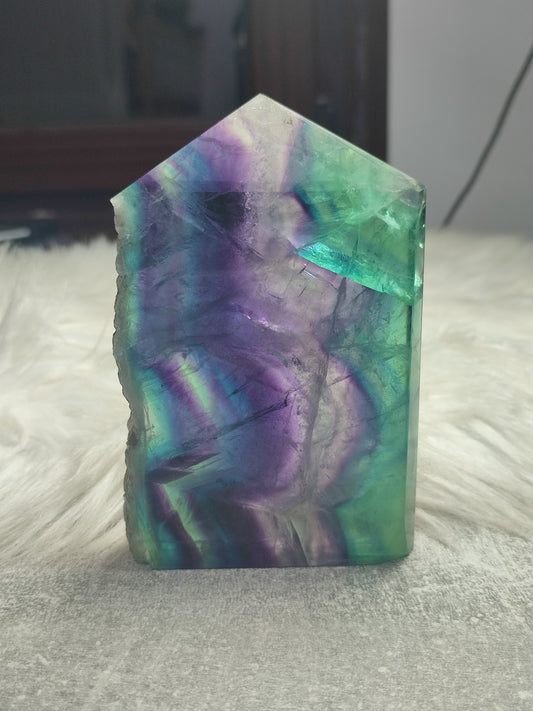 Punta fluorita semi pulida alta calidad 444 gramos