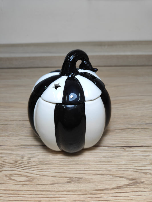 Quemador De Aceite/Cera Calabaza Blanco y Negro