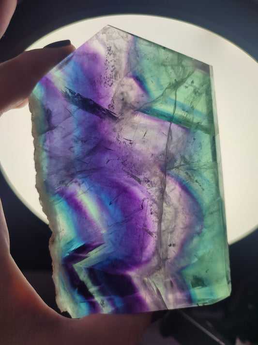 Punta fluorita semi pulida alta calidad 444 gramos