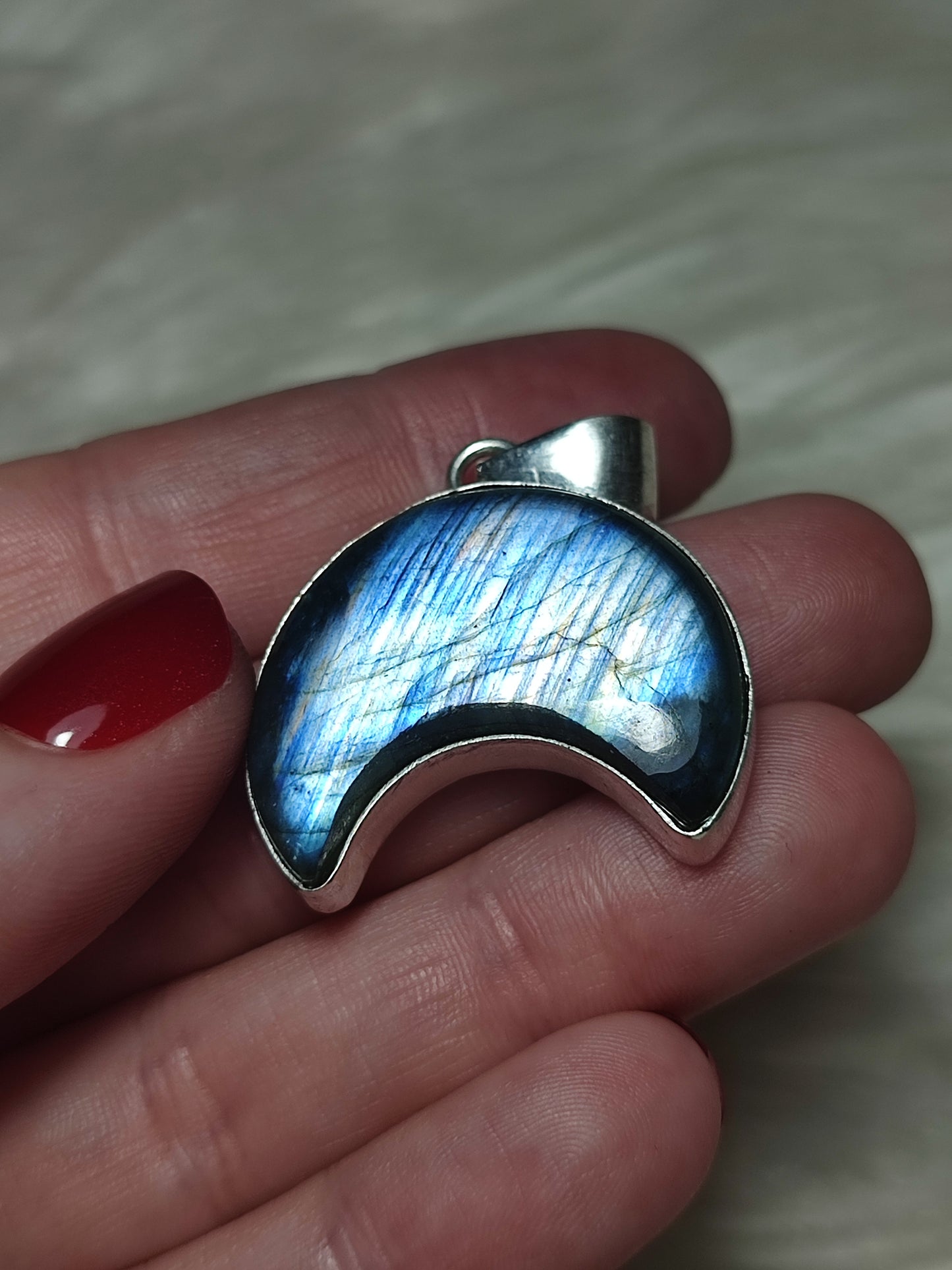 Colgante luna baño de plata con Labradorita n° 315